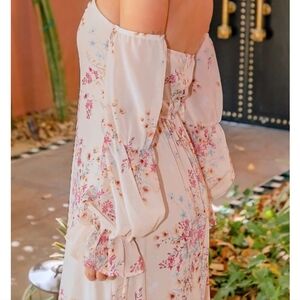 Drop sleeve floral maxi dress